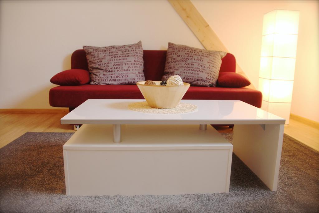 Ferienwohnung Kirchturmblick Euren Trier Exteriör bild