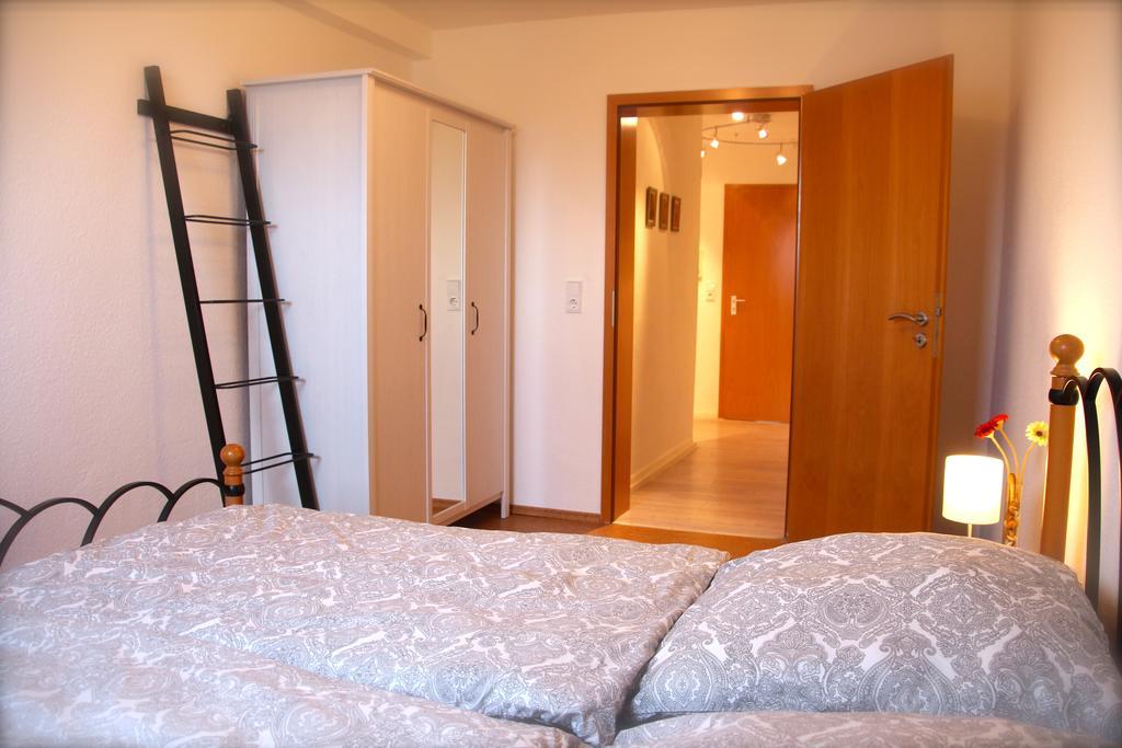 Ferienwohnung Kirchturmblick Euren Trier Exteriör bild